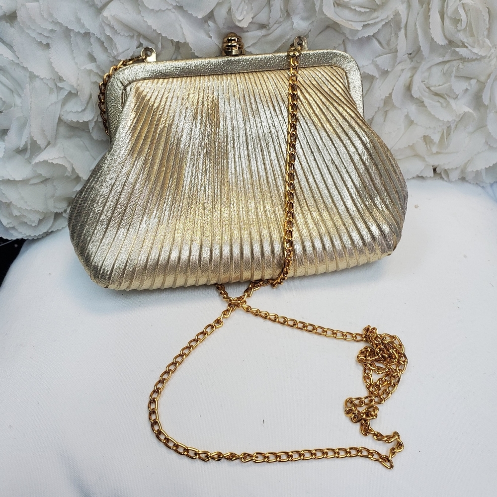 Vintage Style Clam Clip Purse